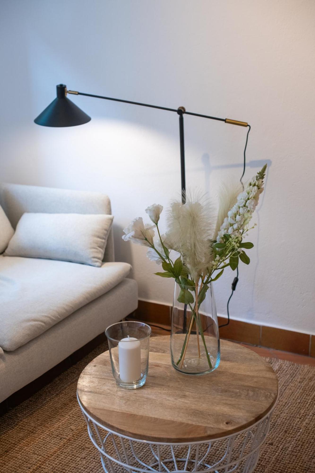 Charmantes 2-zimmer-apartment Mit Vorgarten Berlijn